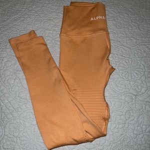 Alphalete halo leggings